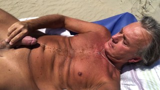 UltimateSlut Christophe FACIAL CUMSHOT orgasm on public beach