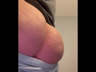Auf Wessen Gesicht Kann Ich Sitzen?