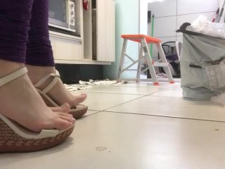 toenails, soles, anabela, sandal