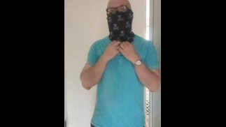 Стриптиз в сексуальном нижнем белье для поклонницы