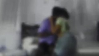 スリランカの教師と生徒の自宅授業でのセックスビデオ