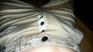 Couldn't pick up a lady tonight, so I cum onto my own light brown jeans 🙄🍆💧