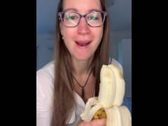 This double banana turned me on so much that I had to make myself cum!