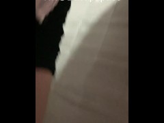 [Babapapa85]透视装变态男子穿丝袜圆头坡跟鞋在男厕变装伪娘裸体行走 - Screenshot 5 of 16 - Sissy