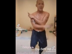 Bounce - Screenshot 5 of 16 - Hot Asian Daddy