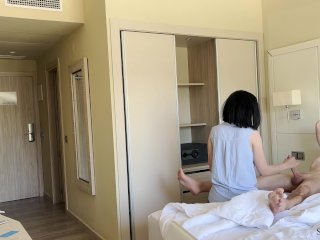 PUBLIC DICK FLASH. I Pull Out My Dick in Front of a Hotel Maid andShe Agreed to Jerk MeOff.