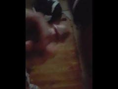 Leaking Nutt out