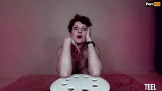 Naughty Jennifer & ihre schrecklichen Kleider Bewertungen