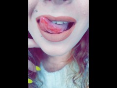 Nice licking - Screenshot 9 of 16 - Redhead