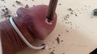 Tortura Cockhead: queimando com cigarro