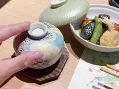 美味しいごはんと入浴シーン - Screenshot 3 of 16 - Onsen