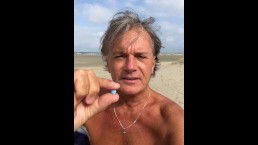 UltimateSlut Christophe SPIAGGIA NUDA PARTE 1