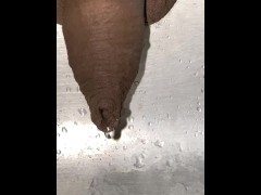 Takingpiss - Screenshot 16 of 16 - Pee