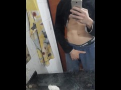 Buueen diiaaa, estirando el cuerpo jaja