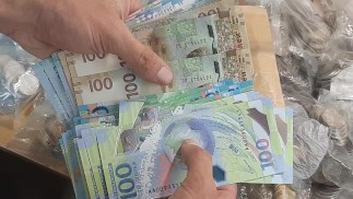 Я всю жизнь копил монеты и банкноты