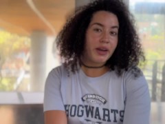 Joi español-esposa pervertida saca tu leche en el metrocable antes de irte a trabajar-Hairylonely