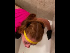 redhead loves piss