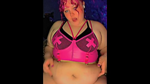 Watch me jiggle my soft belly & tease you 🙈 TWITTER @FlameFairy710