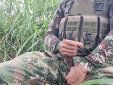 Colombian soldier, his semen is abundant, he is on duty and does not hesitate to masturbate