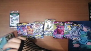 Ouverture des cartes Pokémon # 2 de la boîte du professeur Juniper