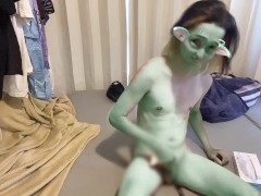 【衝撃映像】エイリアンがオナニーしているの撮れました！射精,素人,個人撮影,日本人,アジアン,高画質 - Screenshot 16 of 16 - Masturbation
