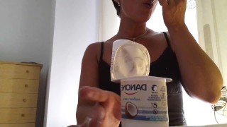 Yoghurt Is Goed, Maar Ik Wil Sperma