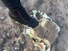 Cake crushing - Screenshot 4 of 16 - Crush
