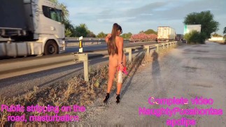 I post walking down the street, I masturbate in front of cars, full video on apclips