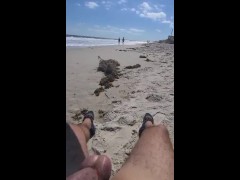 Dickflash Full Erections - Screenshot 15 of 16 - Cfnm