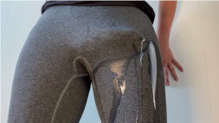 Mãos Livres Gozada Em Leggings Apertadas Plug Anal Enorme Gozada Mãos Livres Gozada