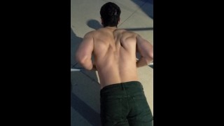 Garanhões heterossexuais Hot músculos traseiros montagem de treino Fetish