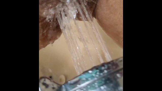 Lil Shower Play After Camming, Pierced Pussy