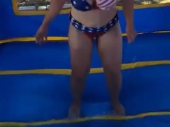Titty bounce - Screenshot 7 of 16 - Milf