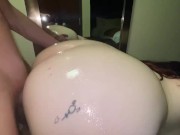 Preview 2 of clappingpawgs takes on a THICK BBW