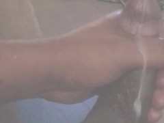 Bussin - Screenshot 13 of 16 - Bbc