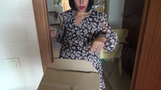 Pregnant nympho amateur milf creampied by delivery guy