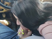 Preview 1 of i picked up a girl in my car and she suck my dick