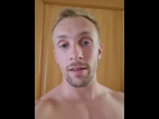 Arrête De T'éplucher Le Poireau