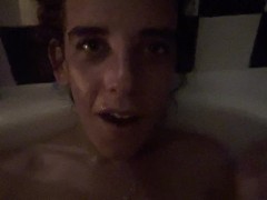 bathtime smoke - Screenshot 5 of 16 - Smoking