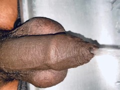 Pissing - Screenshot 10 of 16 - Pee