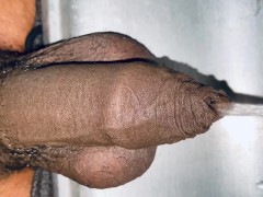Pissing - Screenshot 4 of 16 - Uncut