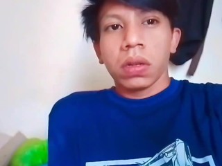 房间里enjoy寂寞