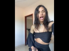 Subtle Seduction - Screenshot 8 of 16 - Petite