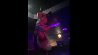 Dancing on the pole 🤪💦