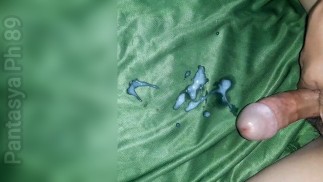 JAKOL Bago matulog makatas kahit araw arawin ang pag jakol, sarap mong putokan sa bibig😲💦 pantasya