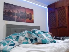 I fucked my boyfriend on the family outing without my parents noticing, how rich the adrenaline