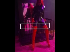 Dominatrix Tania te seduce