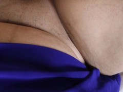 تامر ابن الجيران يروح لسارة البيت وينيكها فى كسها الجزء الاول - Screenshot 9 of 16 - سكس مصري