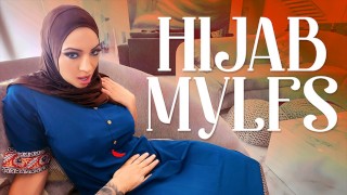 Moslim stiefzus is verrast als ze de grote lul van haar stiefbroer ziet - Hijab MYLFs