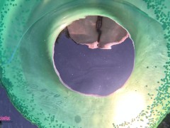 Watching Underwater - Screenshot 3 of 16 - Pussy